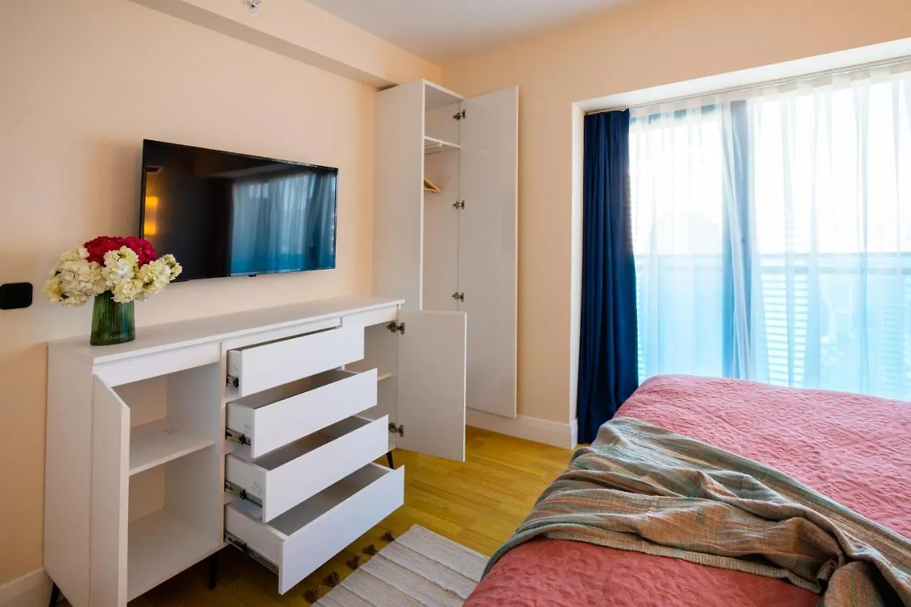 G-Point City Beach باتومي شقة